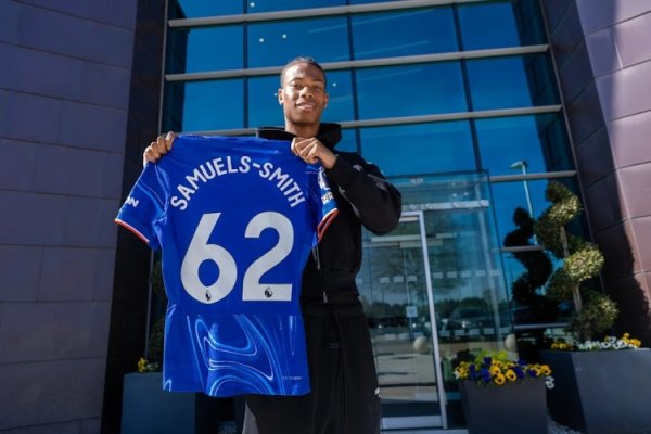 记者：切尔西19岁后卫史姑娘行将加盟斯特拉斯堡，转会费690万镑