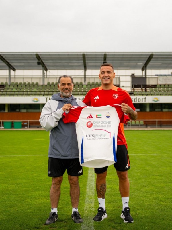 官方：阿联酋球队沙迦签下前国米、巴萨时尚马纳伊