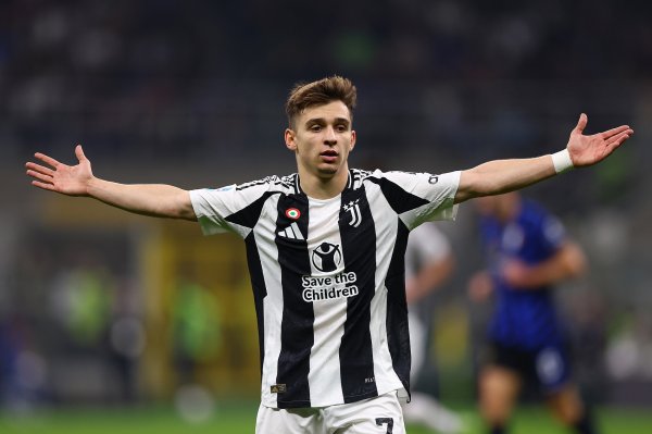 意媒：尤文全队当天复原熟练，戴维翌日归队&小孔塞桑还有2天假期