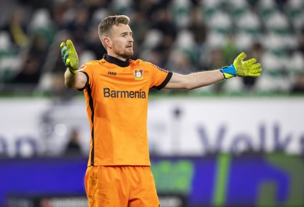 罗马诺：摩纳哥与35岁门将赫拉德茨基罢了合同，正与勒沃库森洽商