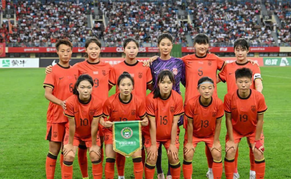 U20亚初赛-中国女足VS柬埔寨首发：11东谈主不变！卢家玉、王爱芳先发