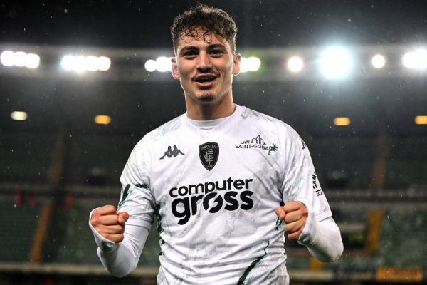 斯基拉：卡利亚里准备450万欧+40%转售分红报价S-埃斯波西托