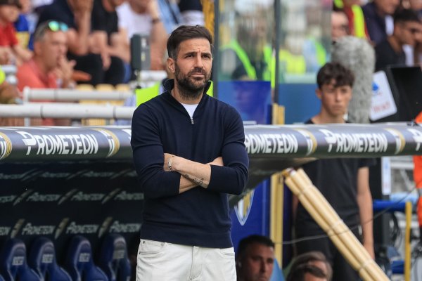 科莫荒芜佩尼亚？法布雷加斯：咱们尤其接待能合适球队政策的球员