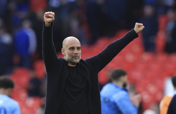 记者：瓜迪奥拉已再行郁勃，讲明组被视为新赛季最热切的签约