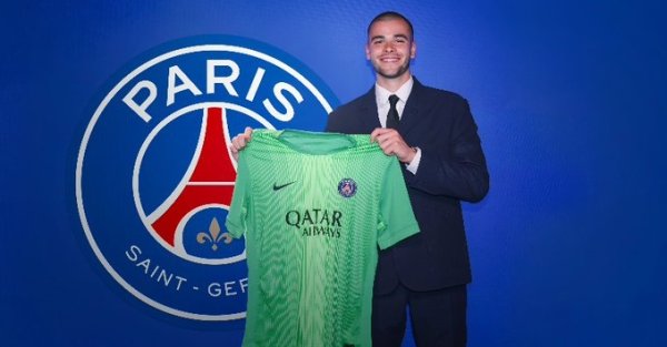 舍瓦利耶巴黎首秀扑点+夺得欧超杯，已追平里尔生活冠军数目