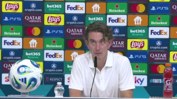 弗兰克：咱们有80多分钟齐掌控比赛，点球大战就像抛硬币赢输难料