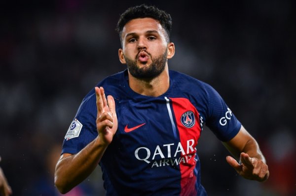 夺冠元勋！贡萨洛-拉莫斯：我阐发本赛季将留在巴黎圣日耳曼