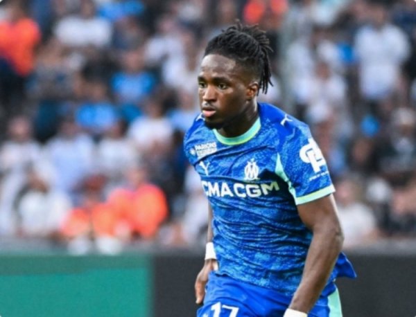 罗马诺：博洛尼亚与洛维谈妥个东谈主条件，马赛要价接近2000万欧