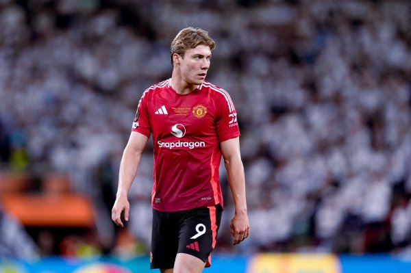 罗体：霍伊伦思弥远转会&年薪要650万欧，那不勒斯备选是多夫比克