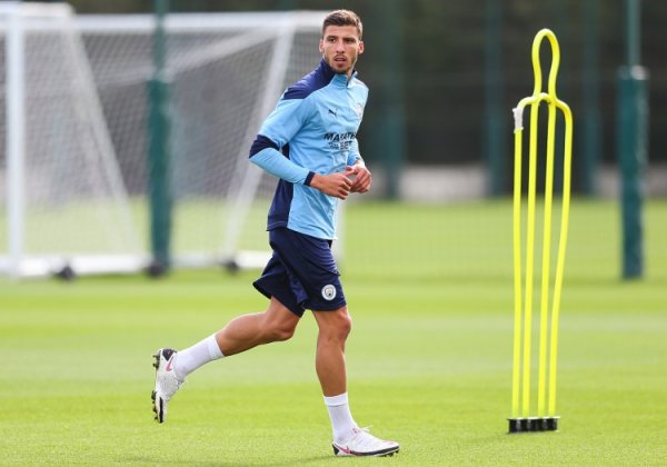 鲁本-迪亚斯：为曼城着力求之不得，无法思象在其他任何场合踢球