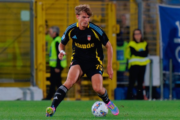 英媒：热刺被阿森纳截胡埃泽后，关切帕斯、阿克利乌舍等多东说念主