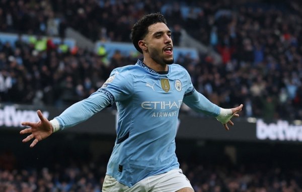 马尔穆什：与热刺的对决将是一场硬仗，曼城的指标永远是冠军