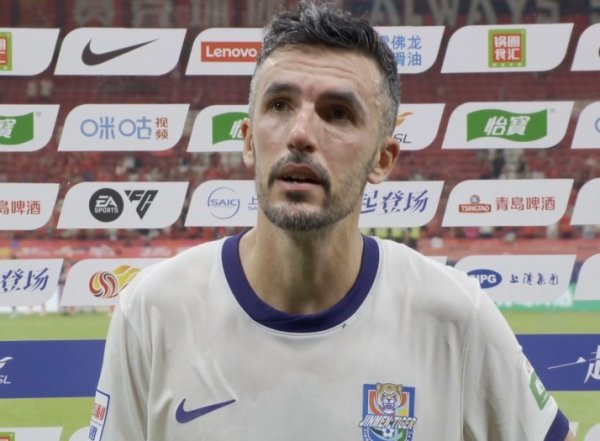 基莱斯：咱们创造了好多杀死比赛的契机，海港由攻转守上是弱项