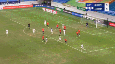 太节略！媒体东说念主：张驰终末阿谁吊射有点伤青岛球迷心了