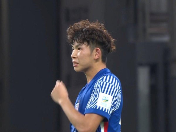 落第U22国足后刘诚宇自证！压哨反击破门，报复98天球荒