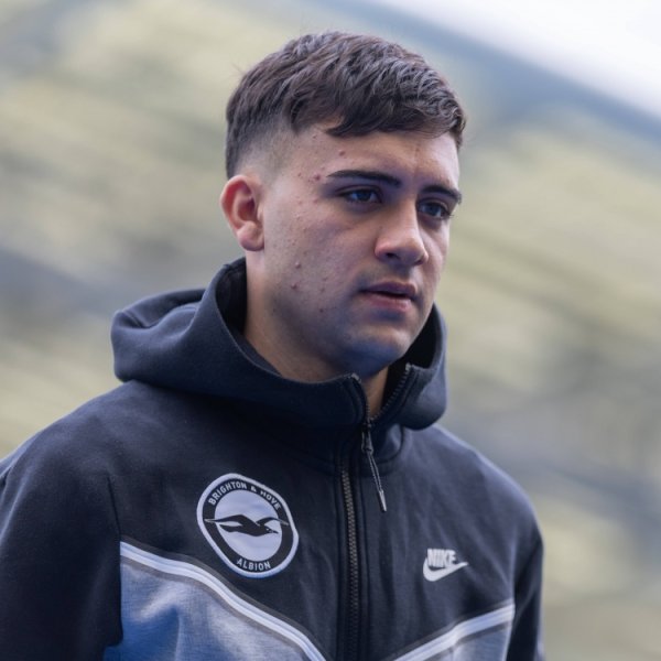 TA：切尔西接近租出博纳诺特达契约，利兹联本来已为他预订航班