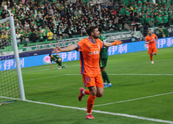 泰山队对阵国安赛前安排出炉，防地安排留悬念，新东说念主能否扛重担