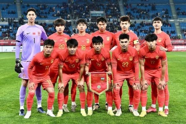 U22国足亚初赛23人名单：王钰栋领衔强阵 胡荷韬压哨入围 4将被裁