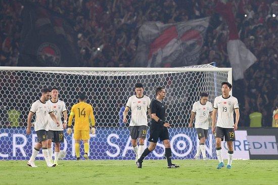 国足客场0比1不敌印尼 提前一轮无缘好意思加墨天下杯