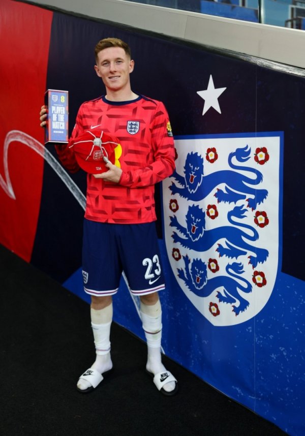 三狮军团首秀！安德森当选对阵安说念尔一役英格兰队内最好球员