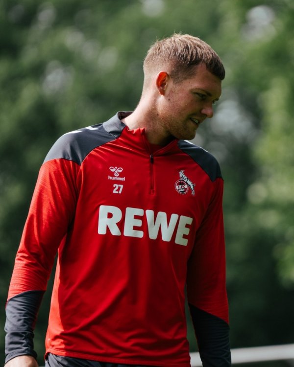 3度重伤！26岁科隆中卫1年半内三度十字韧带扯破，飞快得到续约