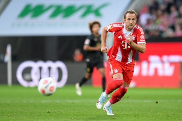 法尔克：如若本赛季凯恩助拜仁拿欧冠，也许明夏回英超冲希勒记载