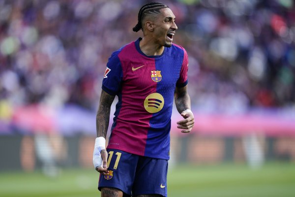 22-23赛季以来，五大联赛仅萨拉赫和德布劳配头攻比拉菲尼亚更多