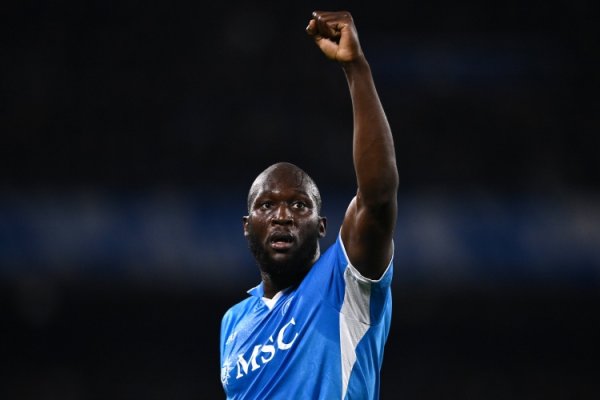 卢卡库：对方家长动怒我莫得立即和他合影，那时我厚谊失控念念打东说念主