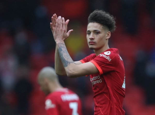 邮报：里斯-威廉姆斯不错担任科纳特和乔-戈麦斯的替补