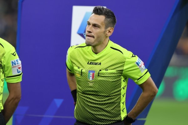 U20世青赛决赛主裁判是意大利东谈主马里亚尼 他曾法则上赛季意杯决赛