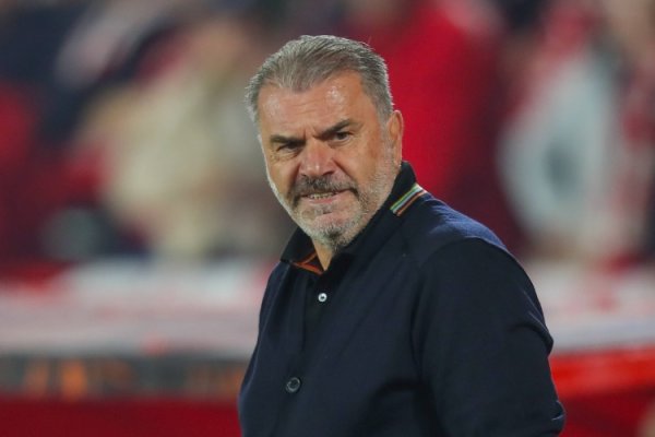 39天就遭卷铺盖！镜报：澳波战绩晦气，英超握教之路或已到止境