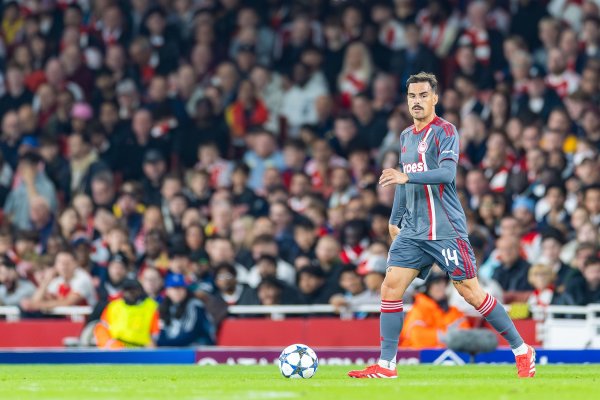 奥利匹亚科斯中场：能否雄厚亚马尔的处境？我18岁时踢球莫得薪水