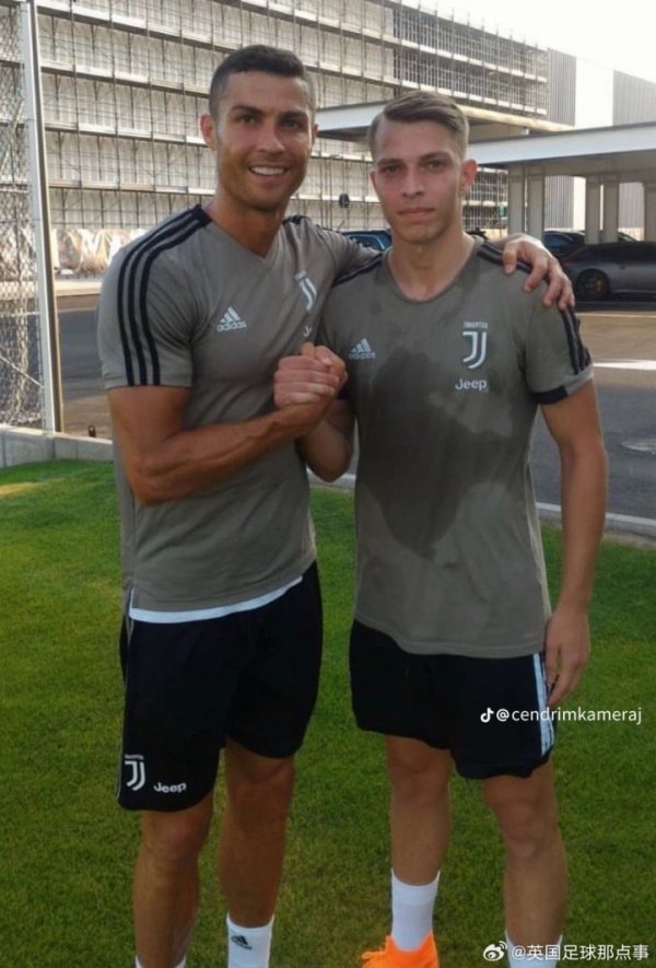 【从与C罗覆按到诞生工东谈主】前尤文球员三次ACL重伤后从事诞生责任