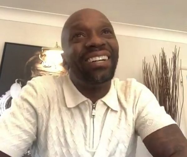 采访马克莱莱：年青球员需学会支吾压力，并为团队负重致远