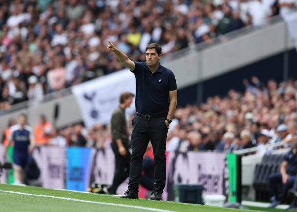 伊劳拉：敌手三次定位球得分这不可采纳，咱们必须再行聚积介怀力