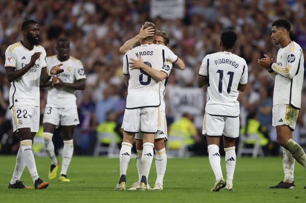 克罗斯评历史最好威望：梅罗上榜，中场魔笛+王人祖，时尚大小罗