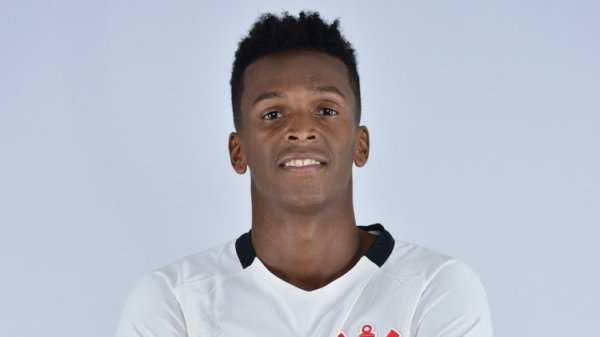 镜报：前巴西国脚若因拖欠子女3.15万镑侍奉费，第四次被捕