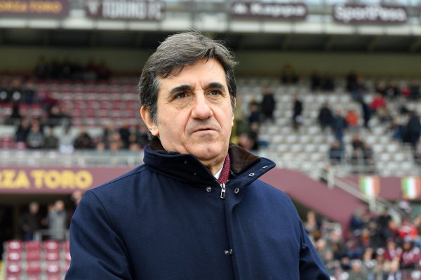 齐灵主席：应奖励那些重用年青球员的俱乐部，齐灵在商量建新球场