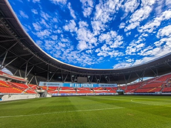 整体着重，比赛日热血来袭！是时刻为深圳新鹏城孕育威望了！