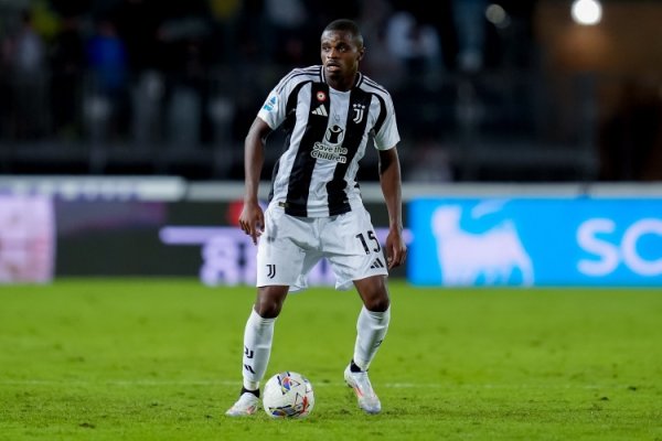 卡卢卢：今天咱们踢得很忻悦，全体也在杰出，斯帕莱蒂的步调很高